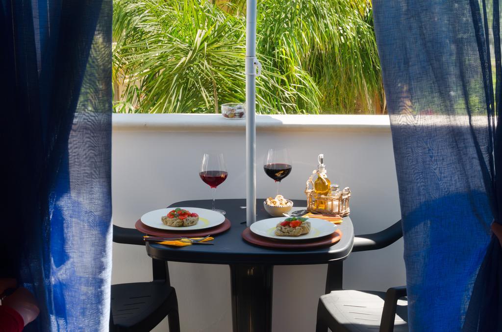 B&B L'Antica Rimessa Lecce Exterior photo
